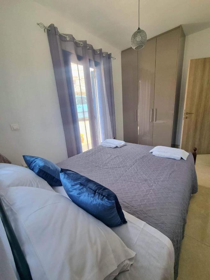Dionysia Apartments 里瓦的亚 外观 照片